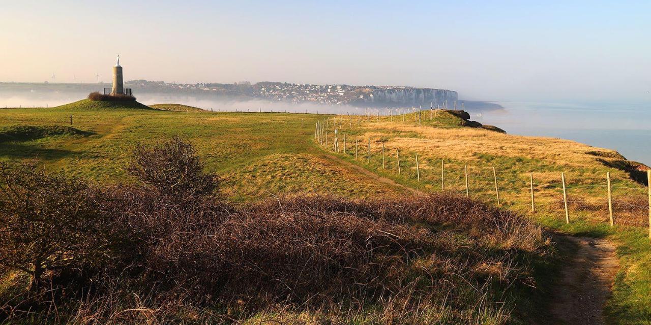 La Verriere. Les Locations Isahora C'Est Aussi Plusieurs Appart' De Standing A 2 Pas Du Chateau D'Eu, Des Falaises Du Treport, De Mers Les Bains Et Aux Portes De La Baie De Somme Eu (Seine-Maritime) Buitenkant foto