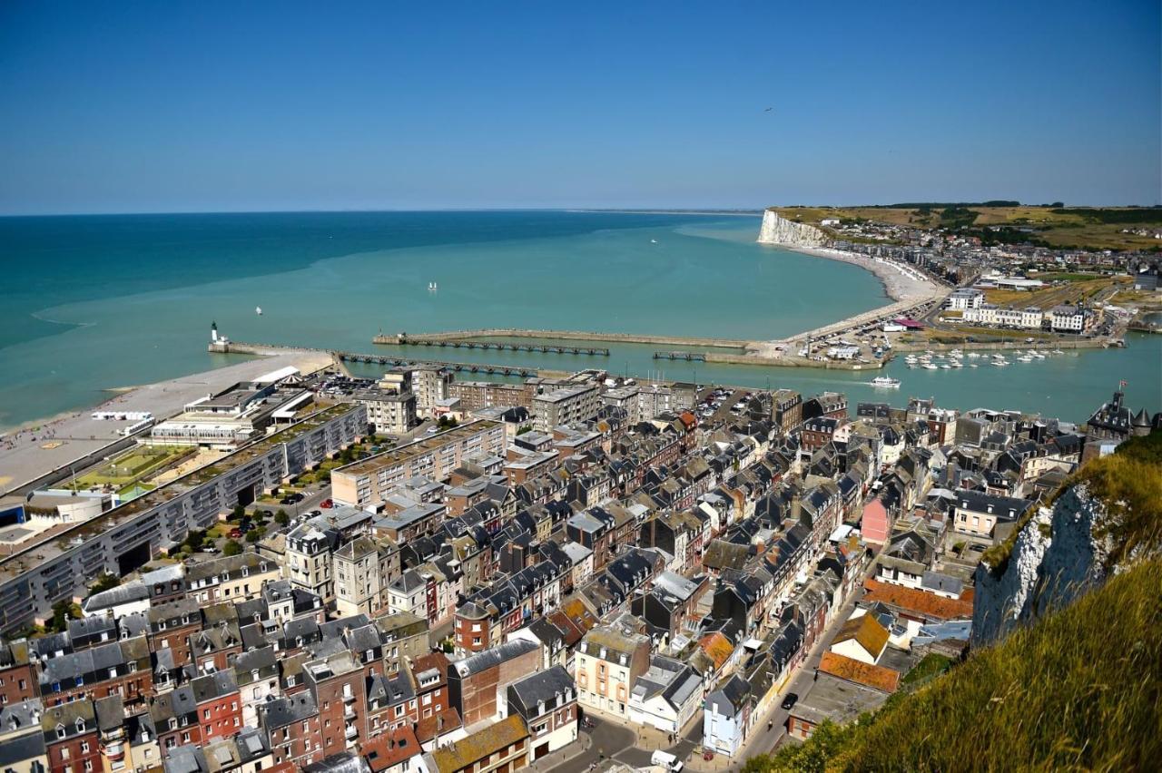 La Verriere. Les Locations Isahora C'Est Aussi Plusieurs Appart' De Standing A 2 Pas Du Chateau D'Eu, Des Falaises Du Treport, De Mers Les Bains Et Aux Portes De La Baie De Somme Eu (Seine-Maritime) Buitenkant foto